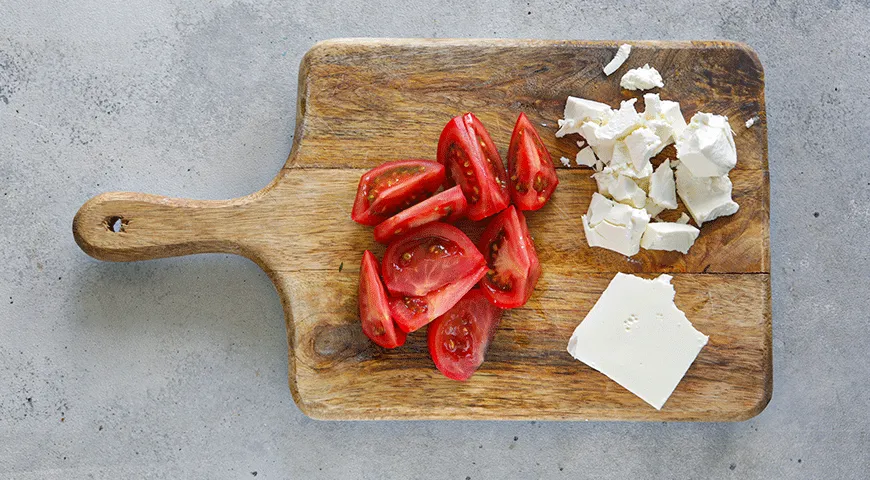 Sommerlicher Nudelsalat mit Tomaten