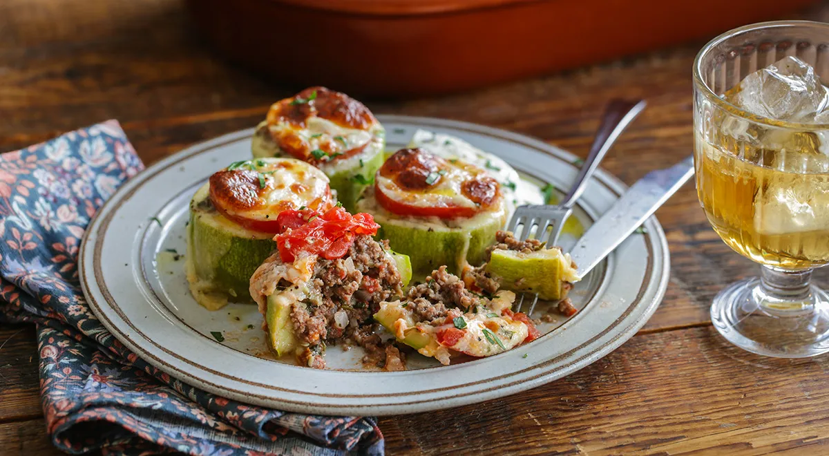 Zucchinischeiben mit Hackfleisch im Ofen