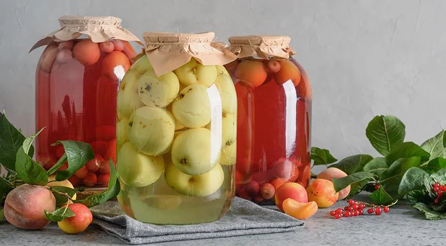 Kompotte aus Beeren und Früchten – die einfachste Vorbereitung für den Winter