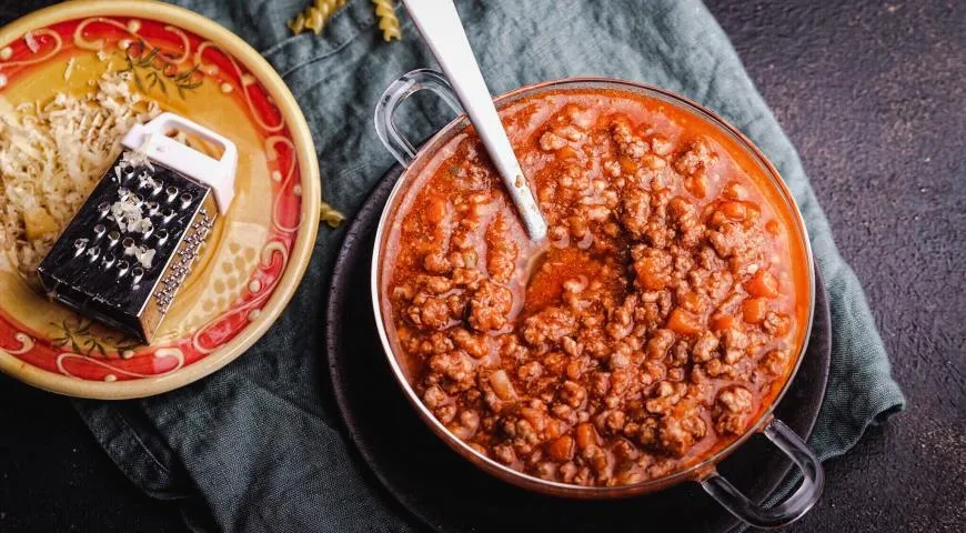 Soße für Reis mit Hackfleisch