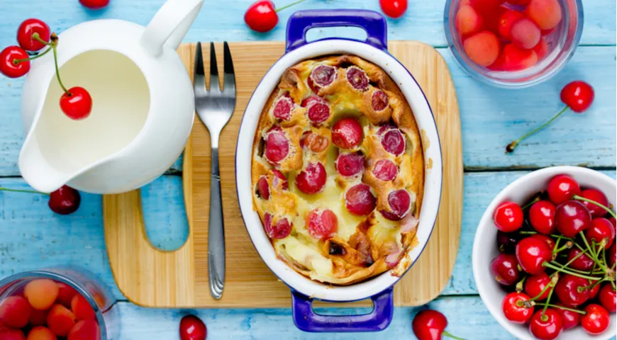 Clafoutis mit Kirschen zum Frühstück