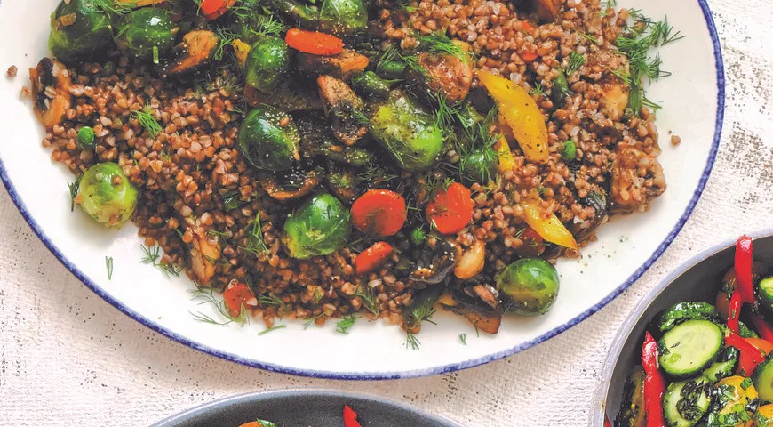 Kochen Sie Buchweizen öfter mit Pilzen und Gemüse, das ist lecker und gesund