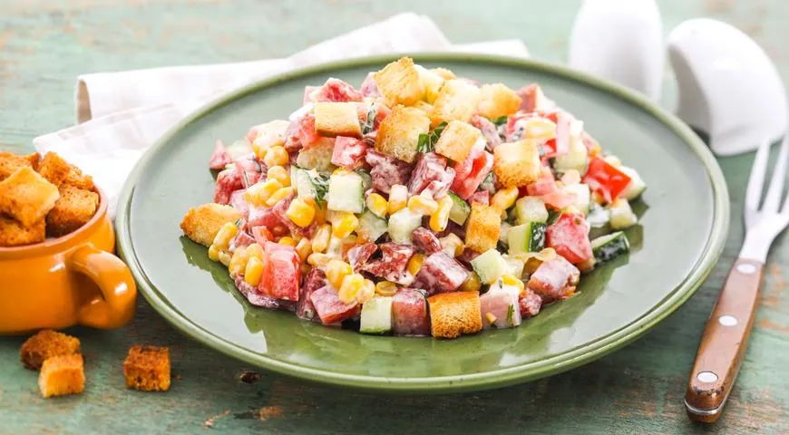 Salat mit Croutons