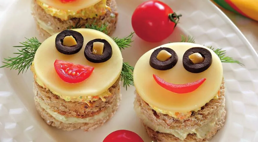 Double-Face-Sandwiches mit doppeltem Käse