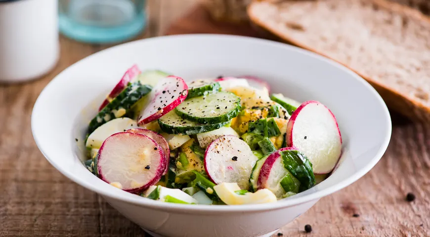 Rettichsalat mit Gurken und Eiern, Rezept siehe hier